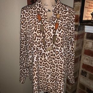 🌟CHICO’S Leopard Print Blouse Size 3